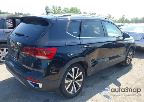 2022 Volkswagen Taos 1.5T Se z USA, uszkodzony, nr VIN 3VVLX7B21NM077143